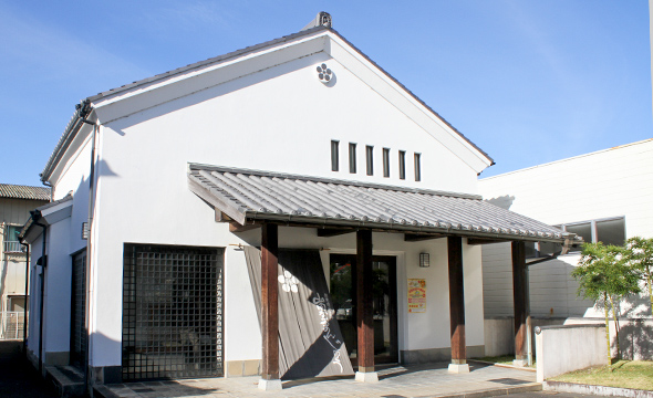 国道店外観1
