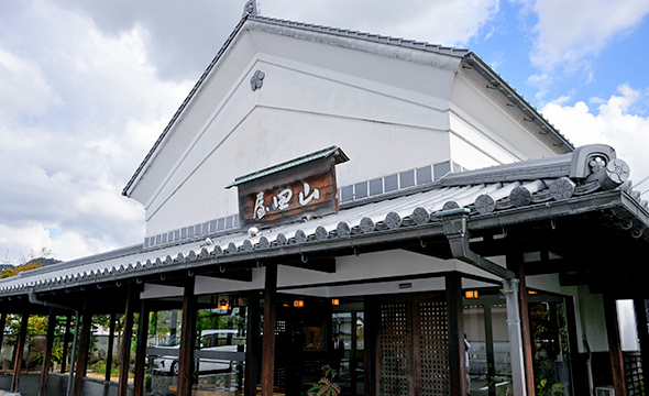 松山店外観1